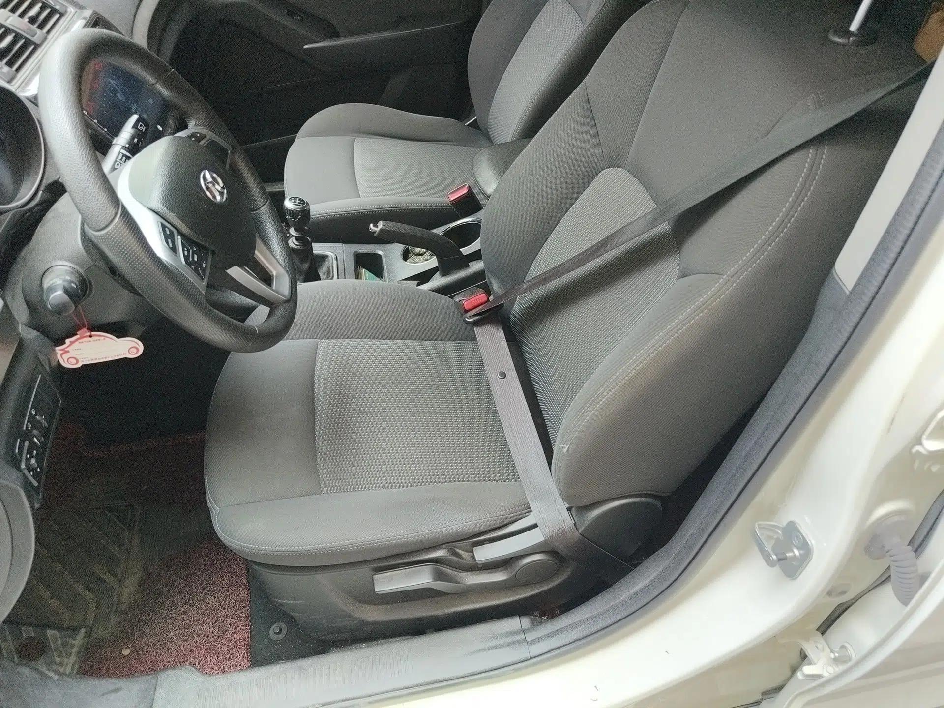 BAIC Senova X65 2015 2.0T manual Comfort trim level — миниатюра 16