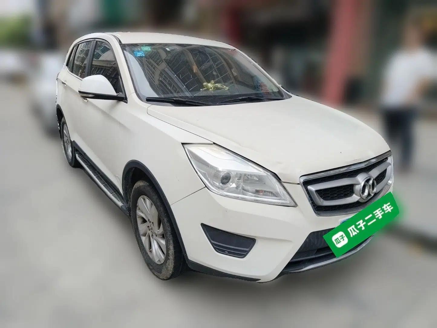 BAIC Senova X65 2015 2.0T manual Comfort trim level — миниатюра 3