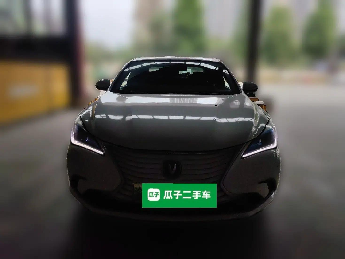CHANGAN Eado New Energy 2019 EV460 Smart Edition — миниатюра 2