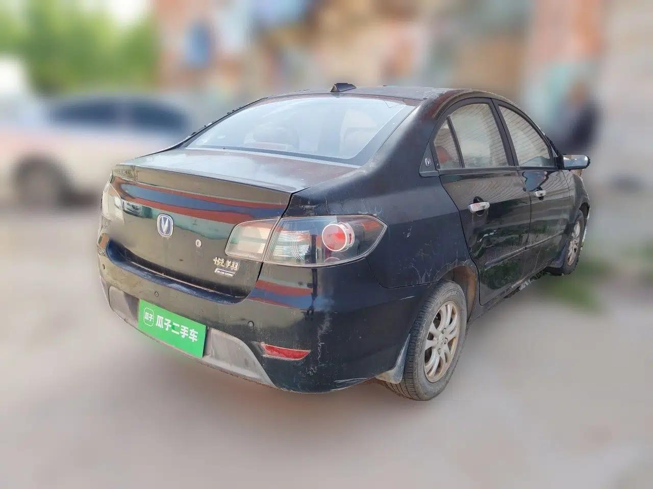 CHANGAN Alsvin 2012 Sedan 1.5L Manual Luxury Model — миниатюра 6