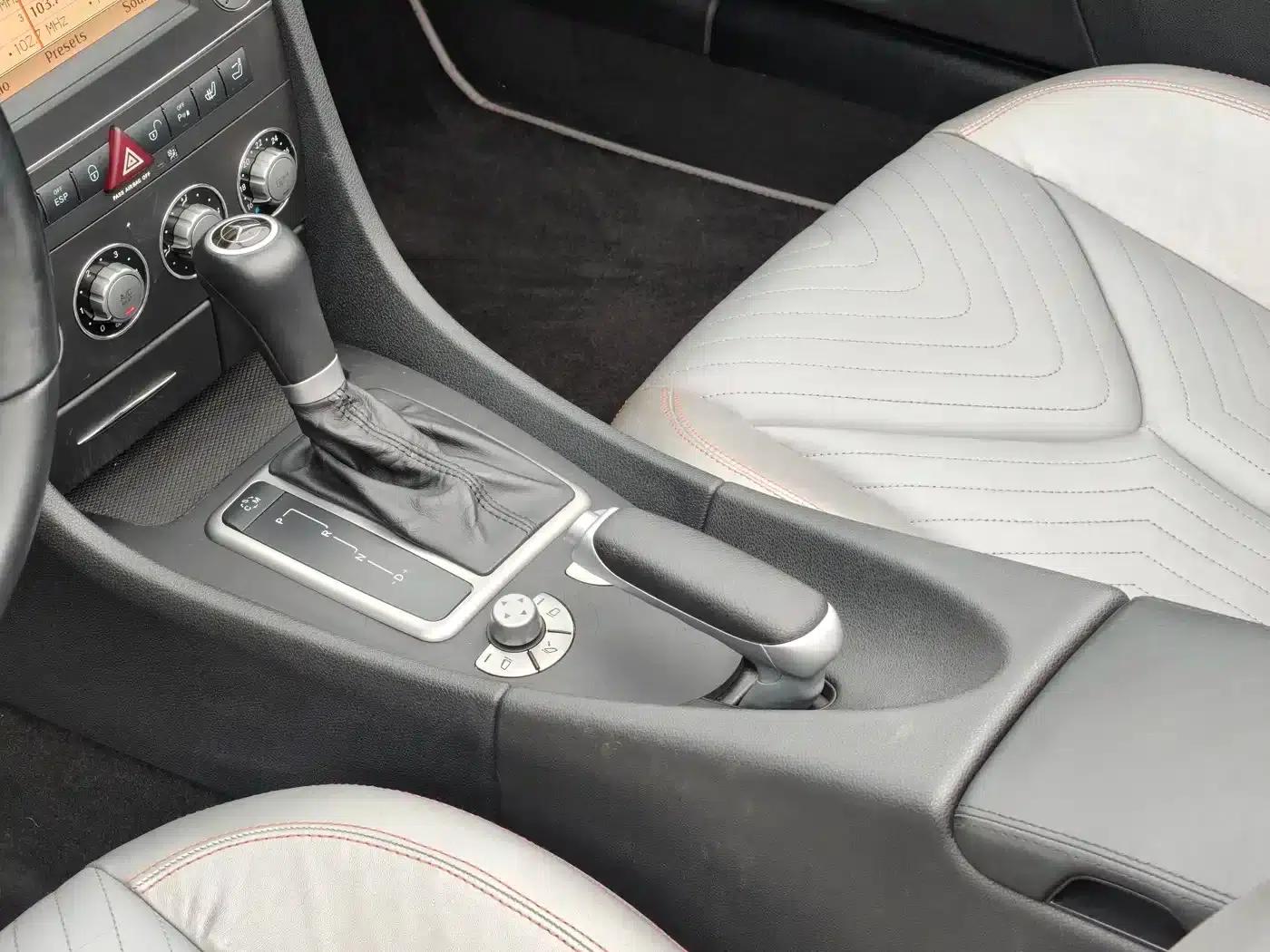 Mercedes-Benz SLK-Class 2010 SLK 200K Grand Edition — миниатюра 15