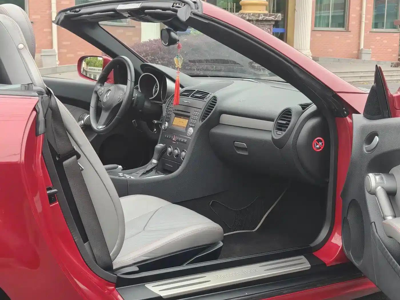 Mercedes-Benz SLK-Class 2010 SLK 200K Grand Edition — миниатюра 20