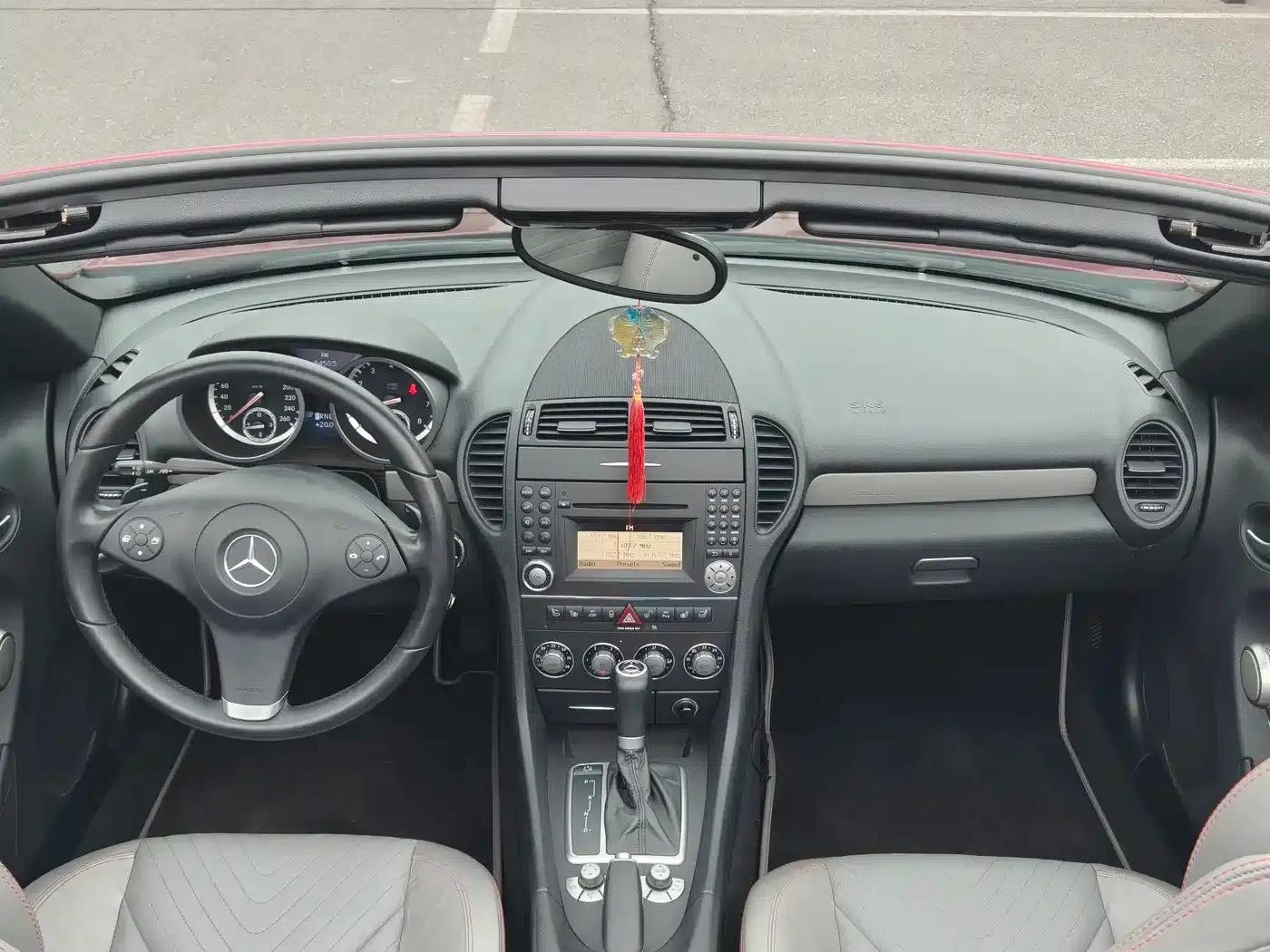 Mercedes-Benz SLK-Class 2010 SLK 200K Grand Edition — миниатюра 22
