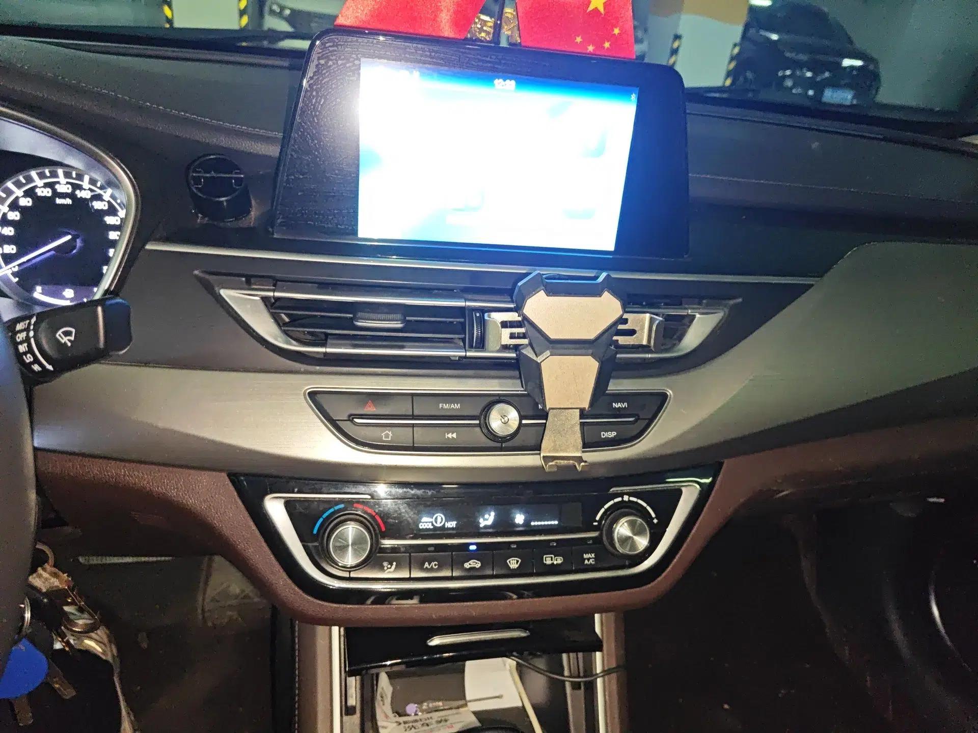 CHANGAN Raeton CC 2018 1.5T Automatic Elegant Version China V Standard — миниатюра 14