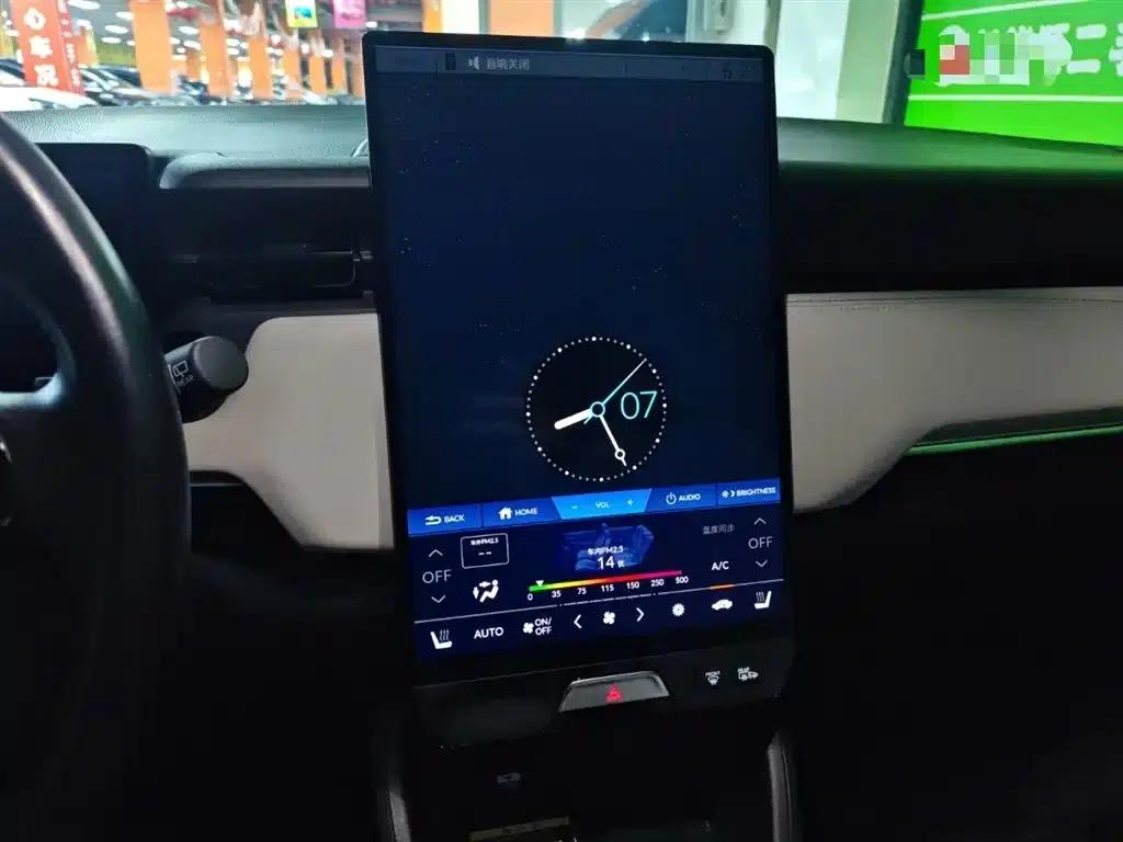 e:NP1 Extreme Power 1 2023 Model 510km Extreme Edition — миниатюра 13