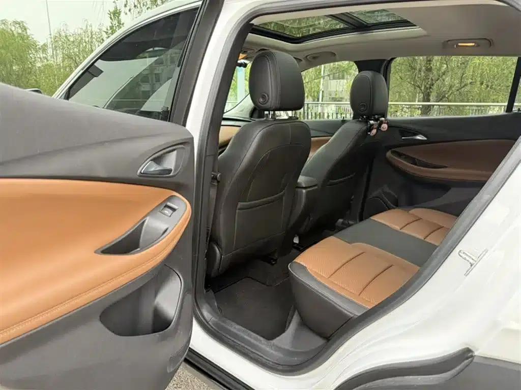 Encore GX 2020 20T CVT 2WD Flagship Edition — миниатюра 12