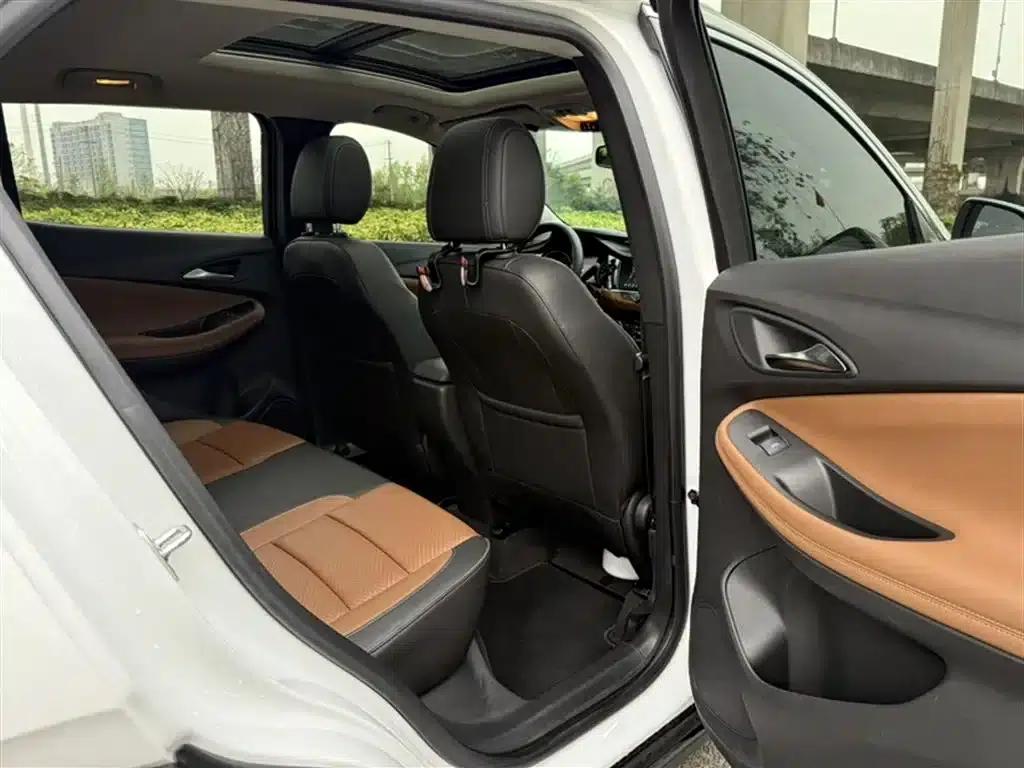Encore GX 2020 20T CVT 2WD Flagship Edition — миниатюра 13