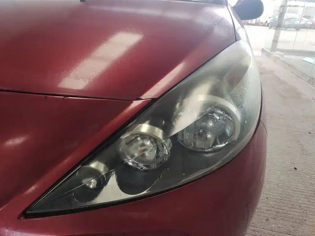 Peugeot 207 2011 Hatchback 1.4L Manual Comfort Edition — миниатюра 24