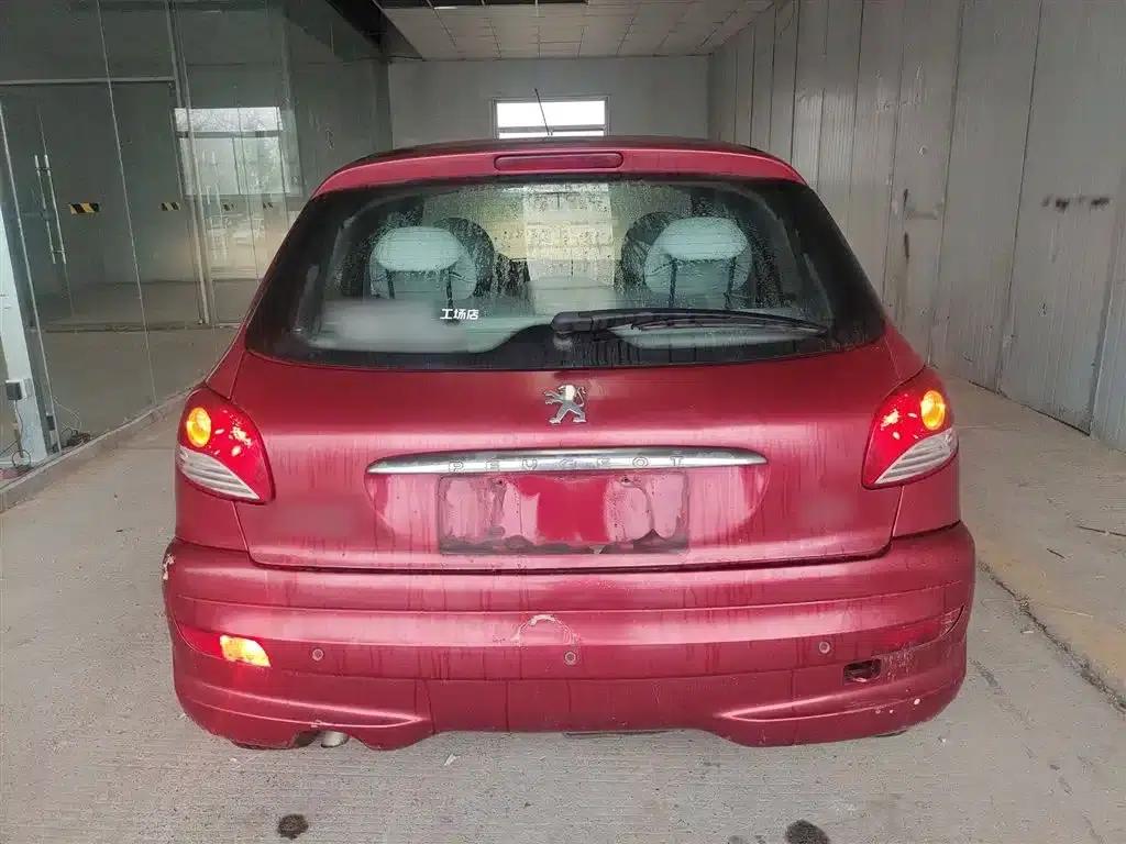 Peugeot 207 2011 Hatchback 1.4L Manual Comfort Edition — миниатюра 6