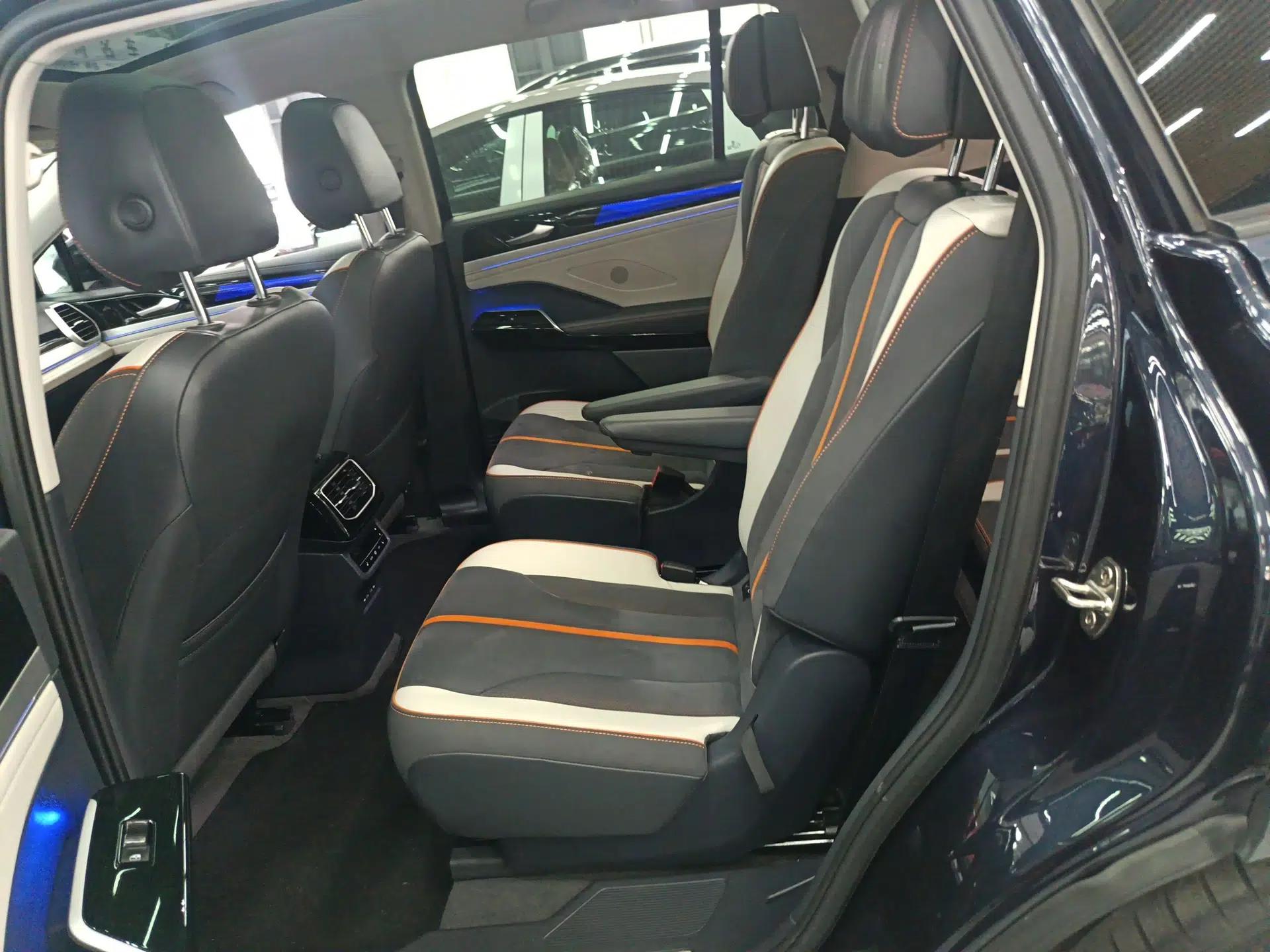 Volkswagen ID.6 CROZZ 2022 Long-Range PRO Edition — миниатюра 20