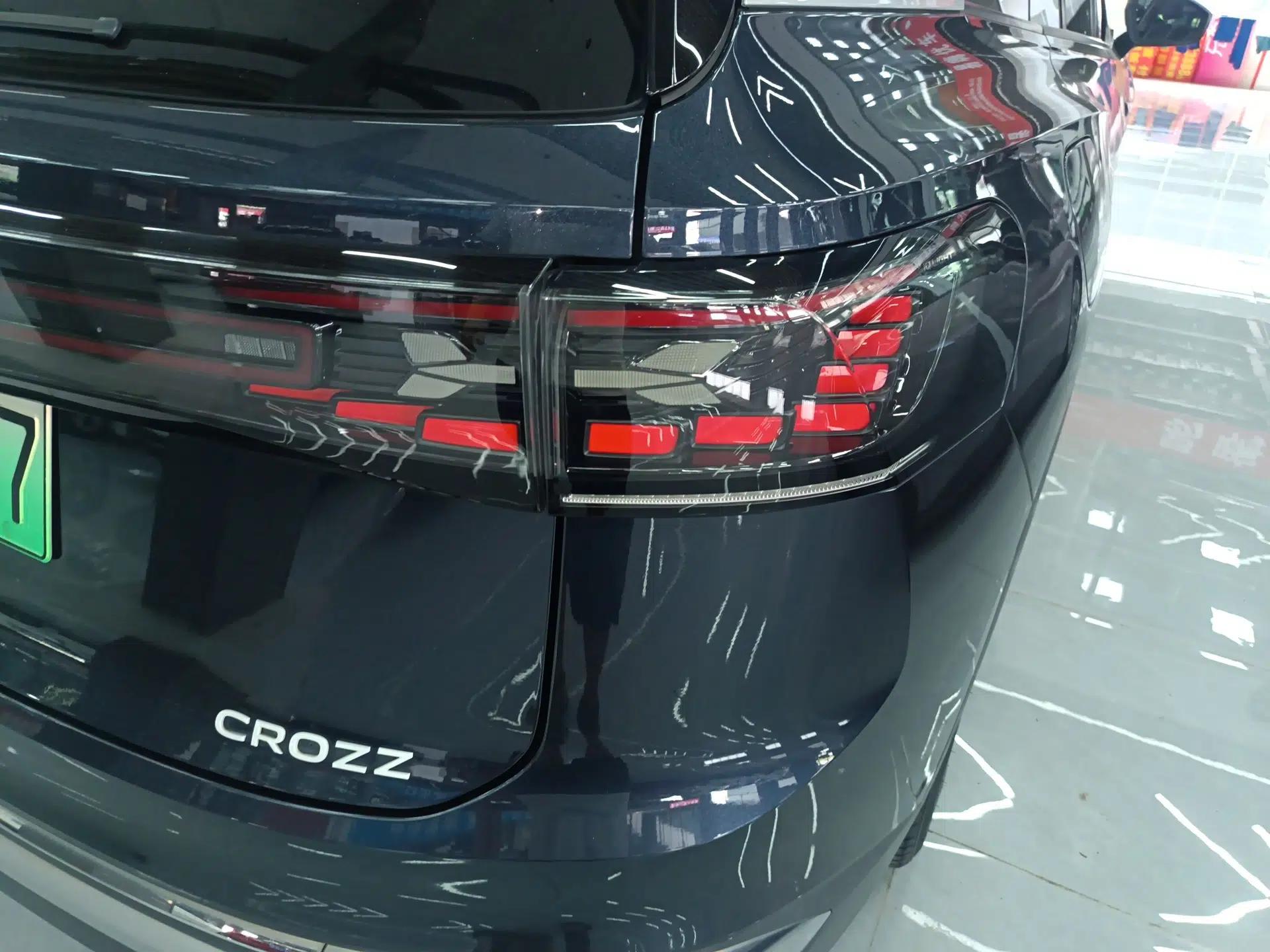 Volkswagen ID.6 CROZZ 2022 Long-Range PRO Edition — миниатюра 7