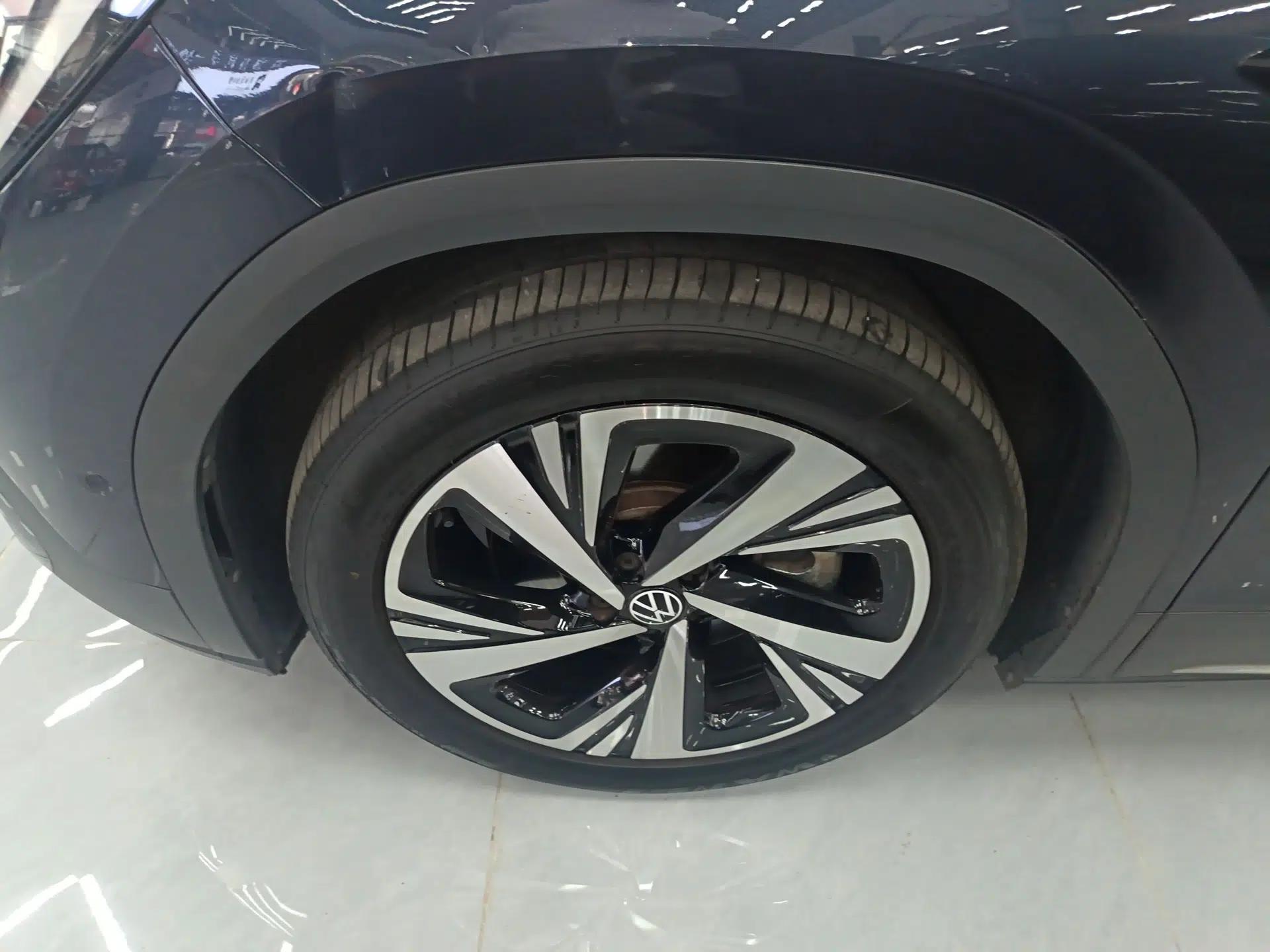Volkswagen ID.6 CROZZ 2022 Long-Range PRO Edition — миниатюра 8
