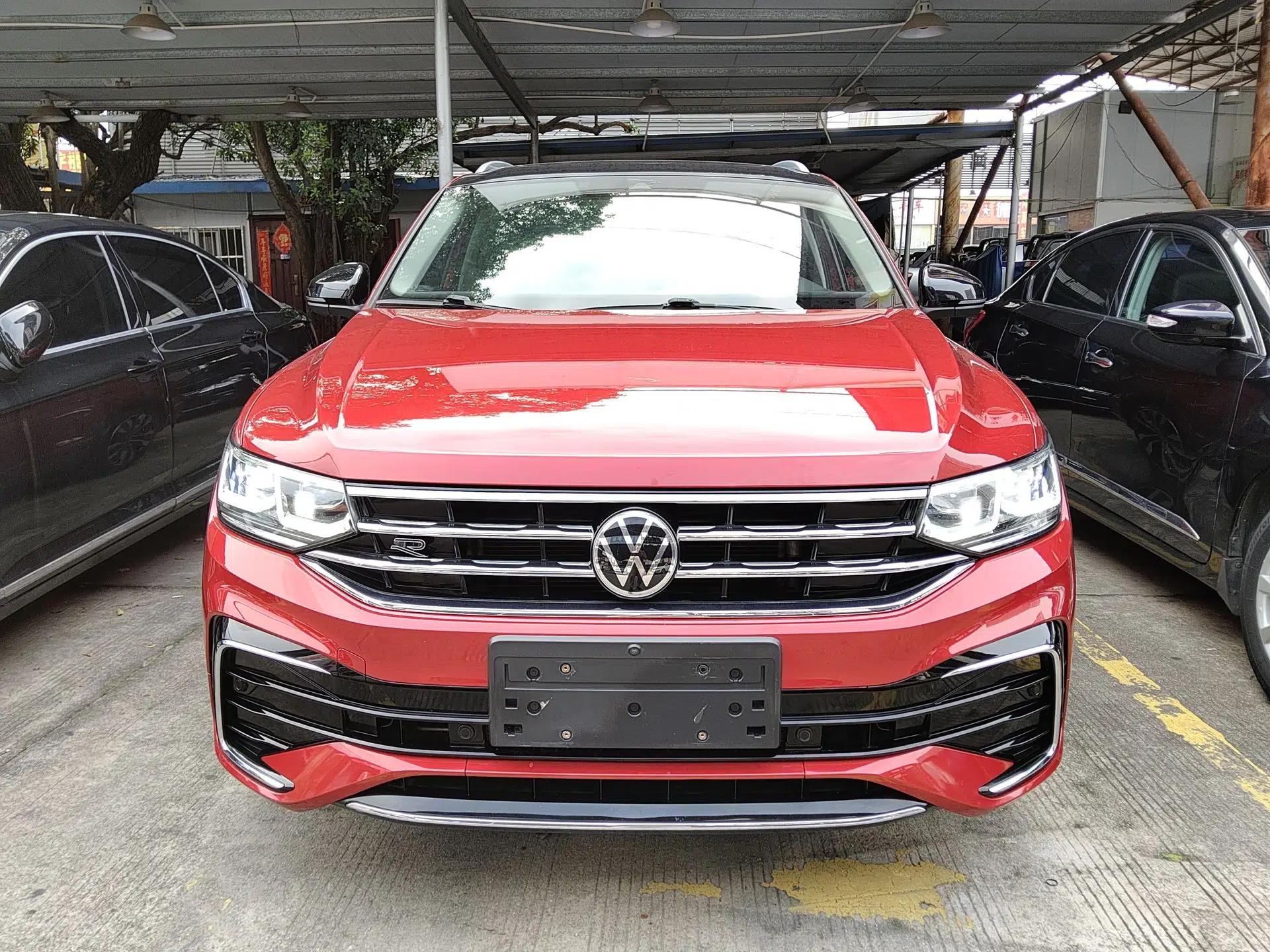 Volkswagen Tiguan X 2021 330TSI Two-Wheel-Drive Prestige Flagship Edition — миниатюра 2