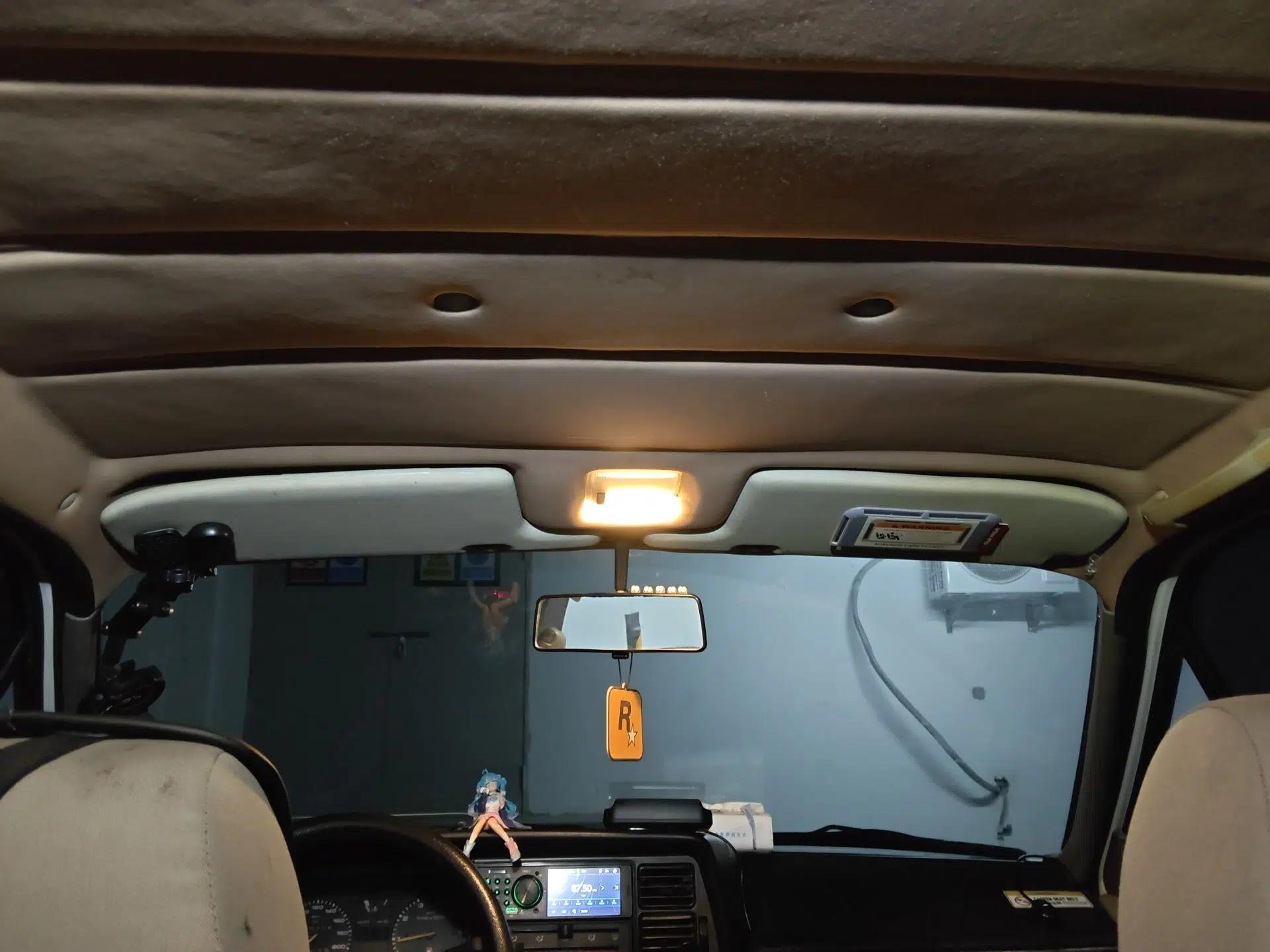 Volkswagen Santana Classic 2006 1.8L Touring Deluxe Model — миниатюра 19