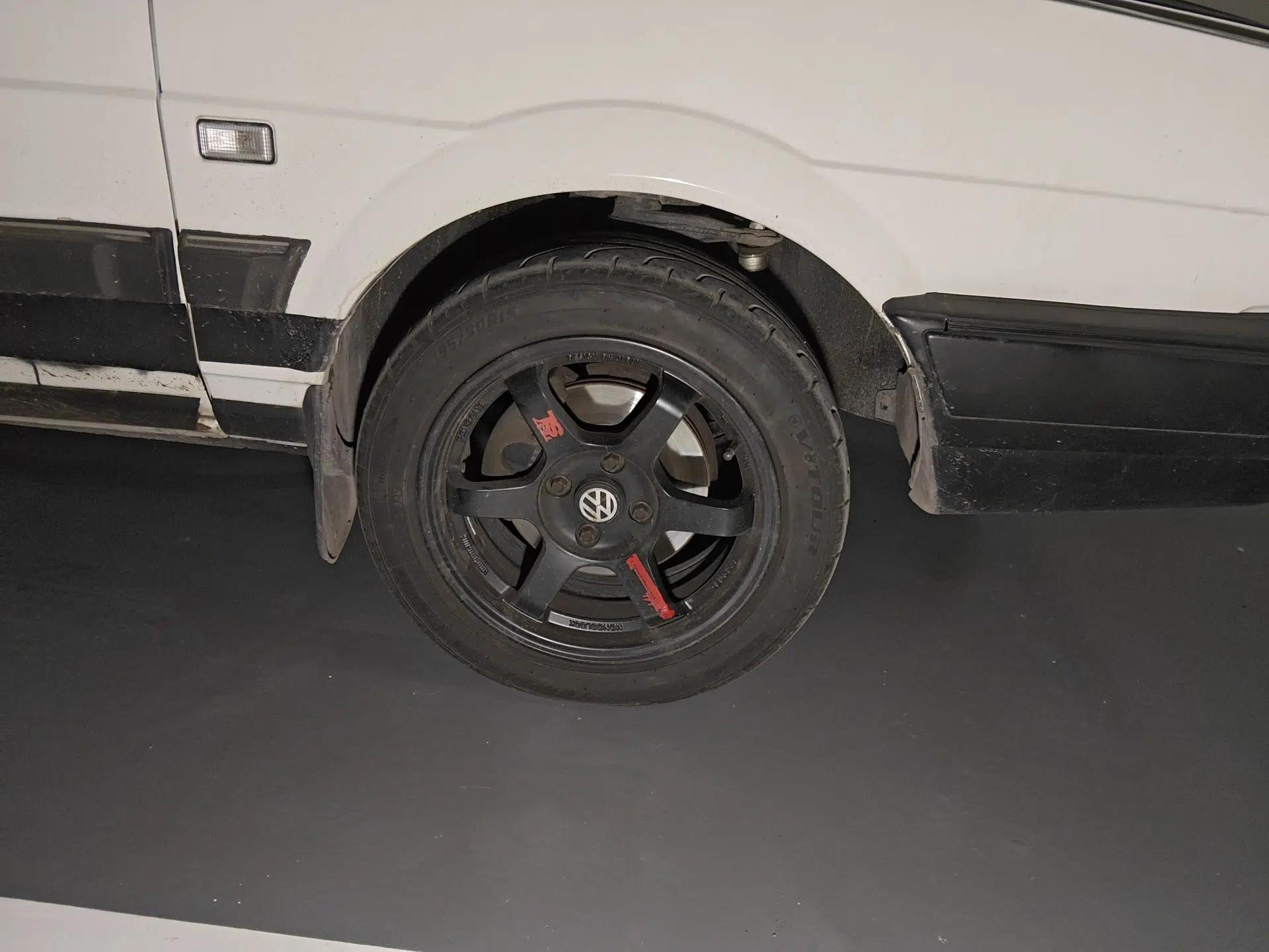 Volkswagen Santana Classic 2006 1.8L Touring Deluxe Model — миниатюра 8