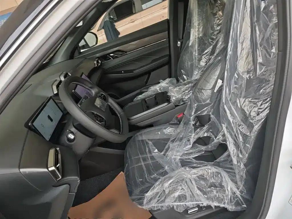 Dongfeng Fengshen L7 2025 Model 518 Enjoy Edition — миниатюра 15
