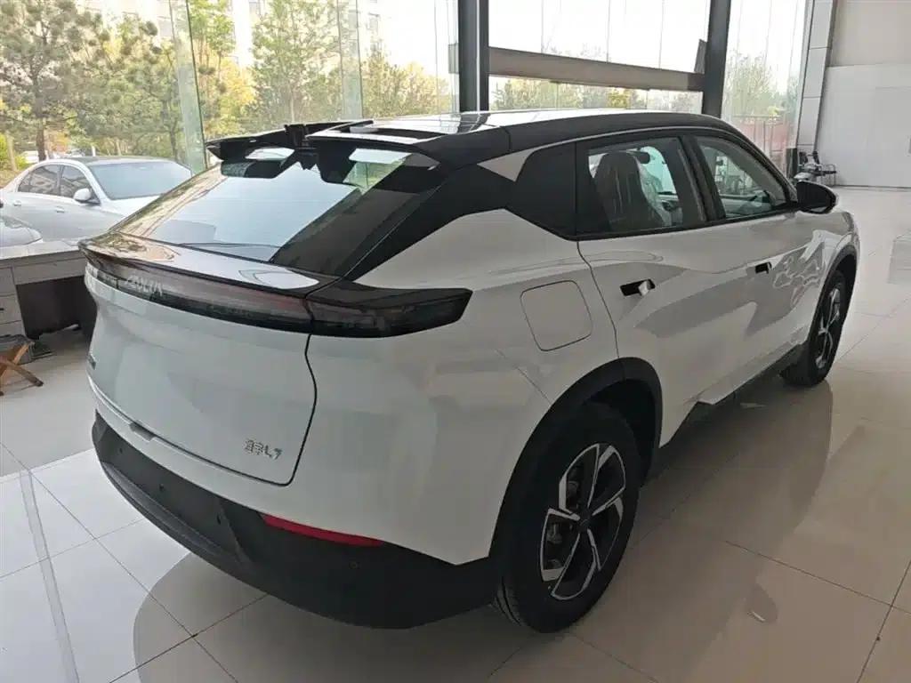 Dongfeng Fengshen L7 2025 Model 518 Enjoy Edition — миниатюра 7