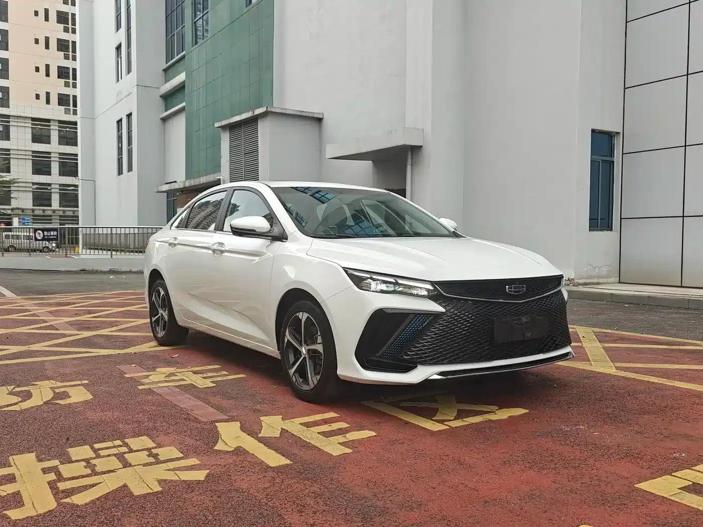 Geely Emgrand L 2022 1.4T CVT Flagship Edition — миниатюра 3