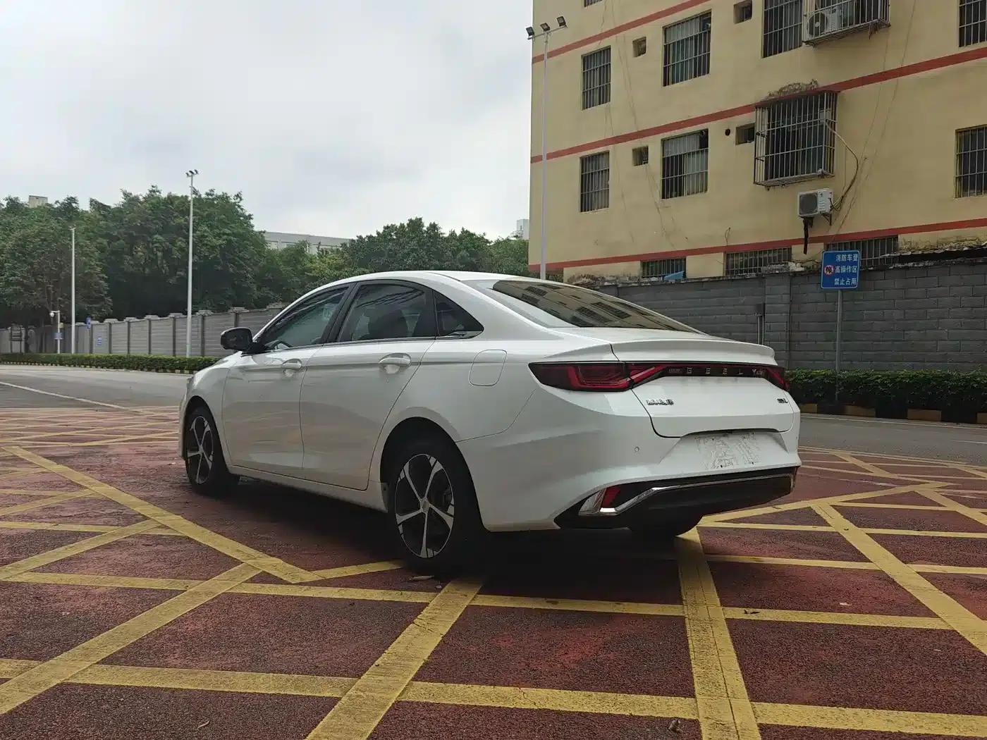 Geely Emgrand L 2022 1.4T CVT Flagship Edition — миниатюра 22