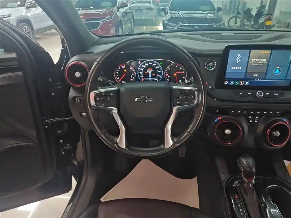 2022 Chevrolet Blazer Mild Hybrid 650T RS AWD 5-Seat Rugged Edition — миниатюра 11