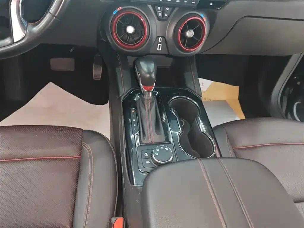 2022 Chevrolet Blazer Mild Hybrid 650T RS AWD 5-Seat Rugged Edition — миниатюра 14