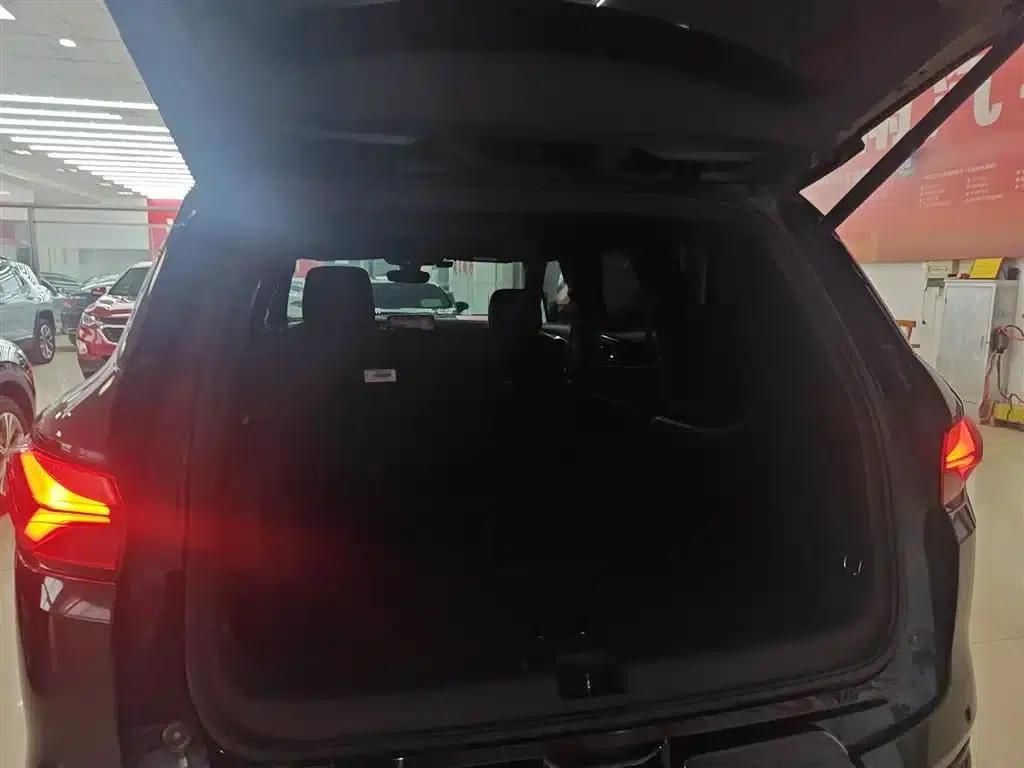 2022 Chevrolet Blazer Mild Hybrid 650T RS AWD 5-Seat Rugged Edition — миниатюра 19