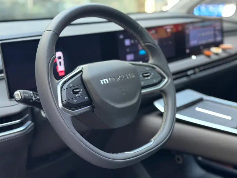 SAIC MAXUS G70 2024 2.0T Automatic Luxury Edition 7 Seats — миниатюра 14
