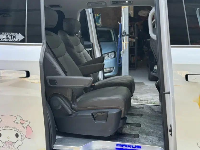 SAIC MAXUS G70 2024 2.0T Automatic Luxury Edition 7 Seats — миниатюра 23