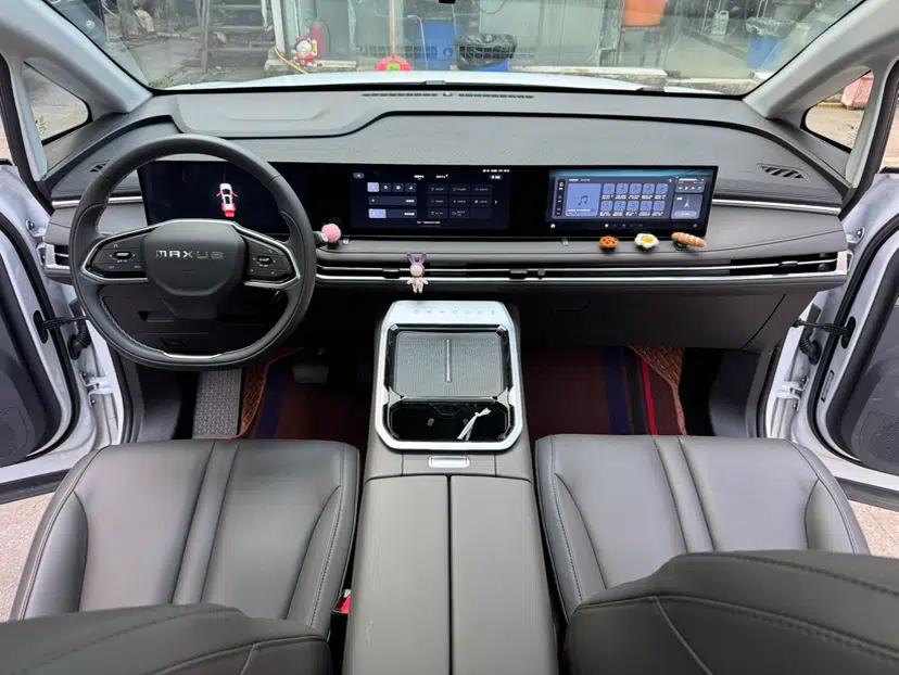 SAIC MAXUS G70 2024 2.0T Automatic Luxury Edition 7 Seats — миниатюра 24