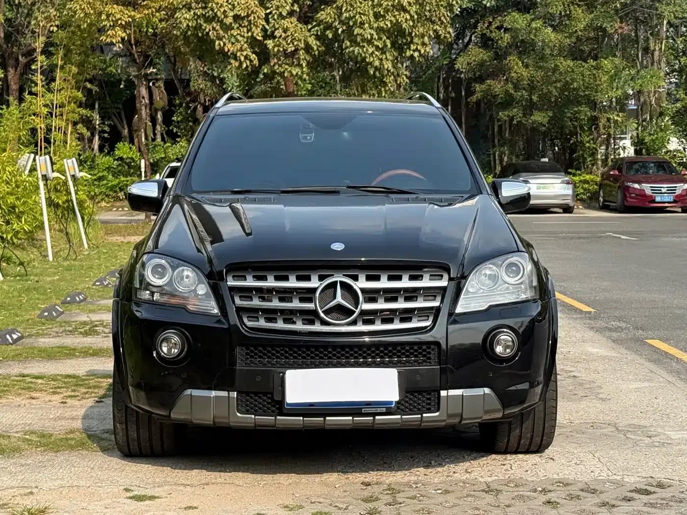 2007 Mercedes-Benz M-Class AMG ML 63 — миниатюра 2