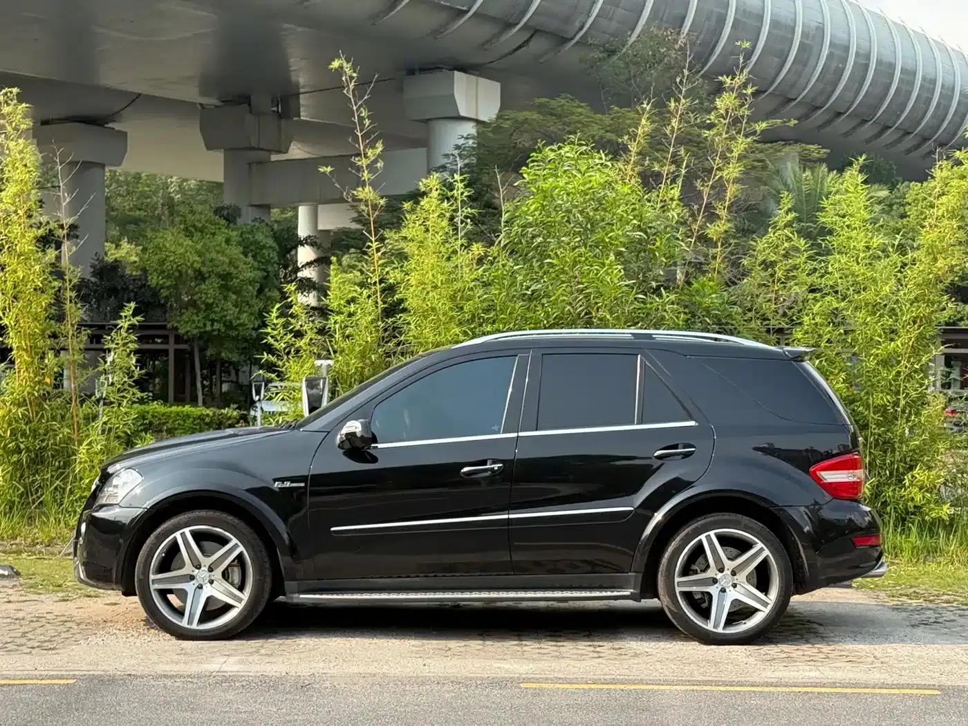 2007 Mercedes-Benz M-Class AMG ML 63 — миниатюра 3