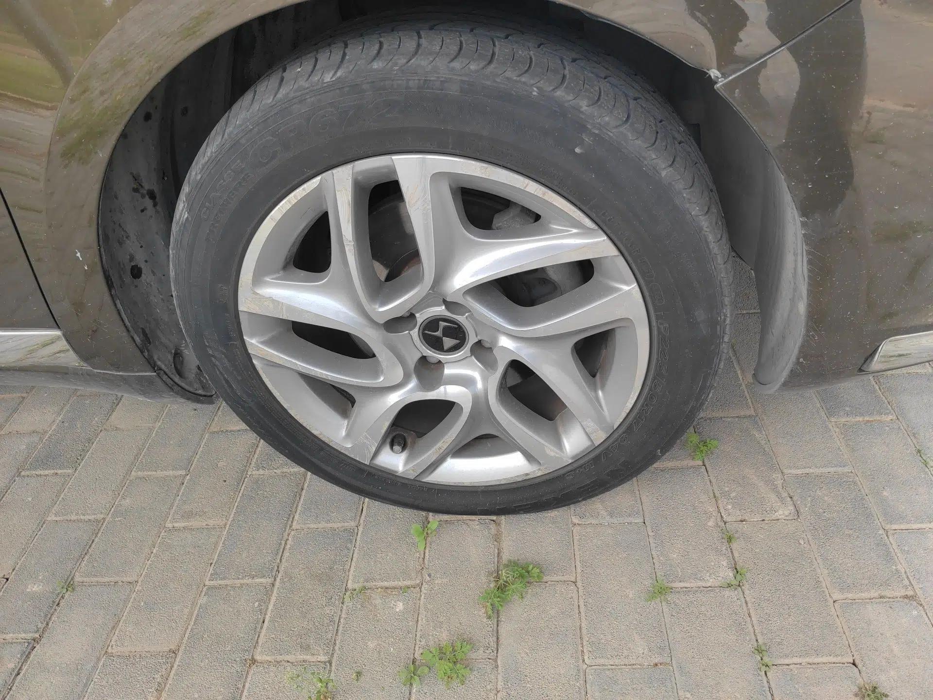 DS 5 2014 1.6T Elegant Version THP160 — миниатюра 8