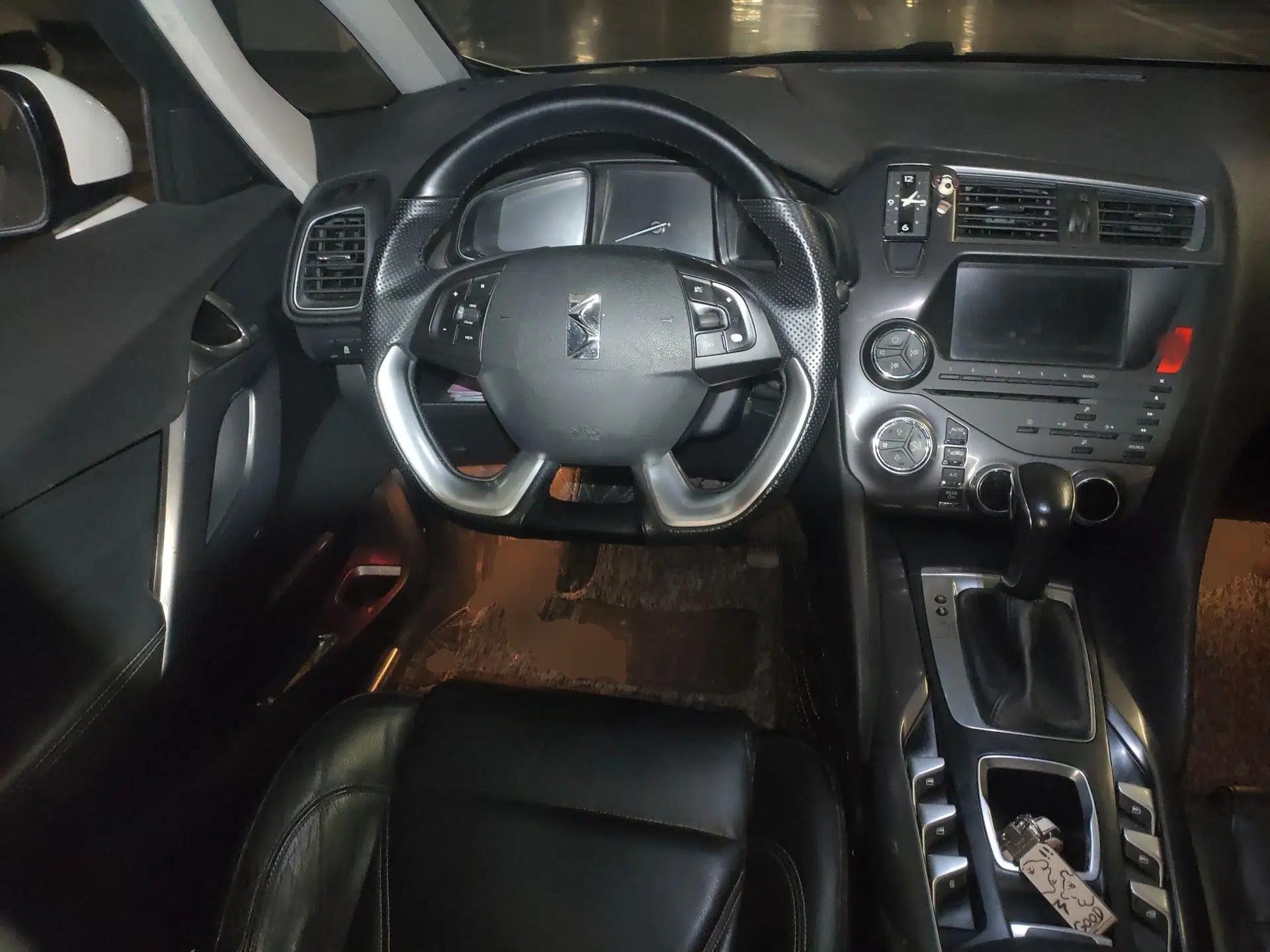 DS 5 2014 1.6T Luxury Edition THP160 — миниатюра 11