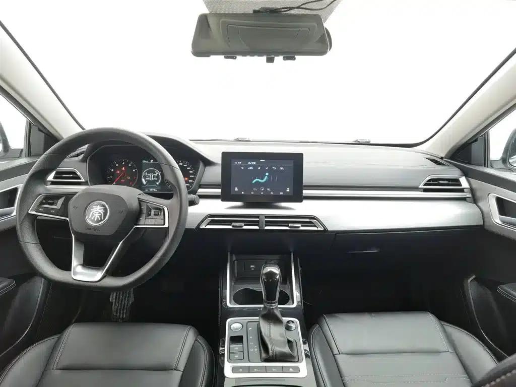 Qin 2019 1.5L Automatic Deluxe Edition — миниатюра 5