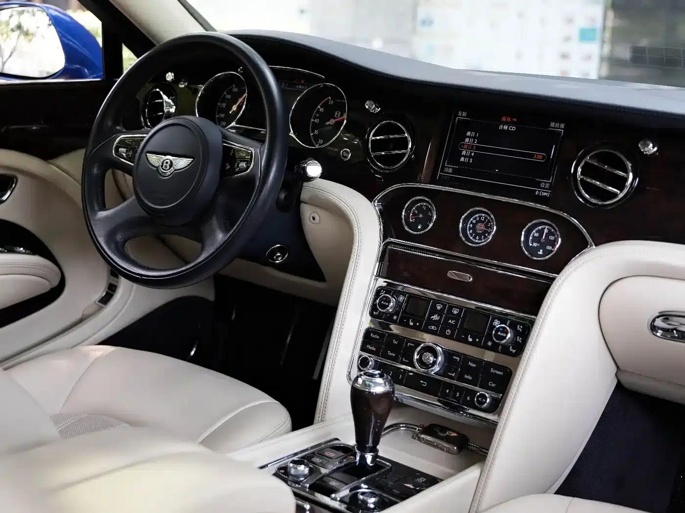 2013 Mulsanne 6.8T Mulliner Special Edition — миниатюра 11