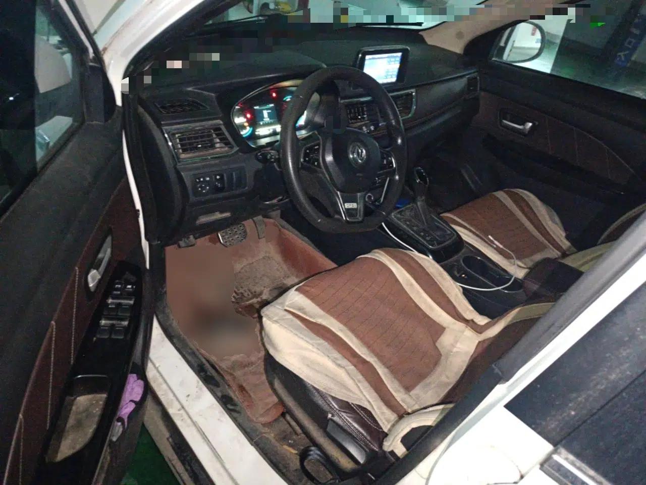 Dongfeng Fengon 370 2018 S370 1.5L CVT Luxury 7-Seater — миниатюра 13