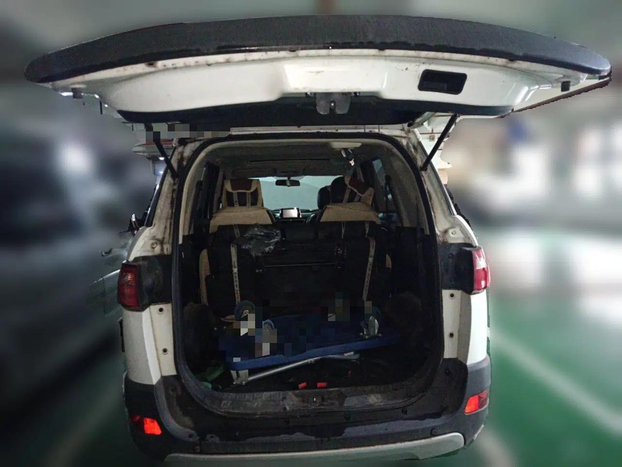 Dongfeng Fengon 370 2018 S370 1.5L CVT Luxury 7-Seater — миниатюра 16
