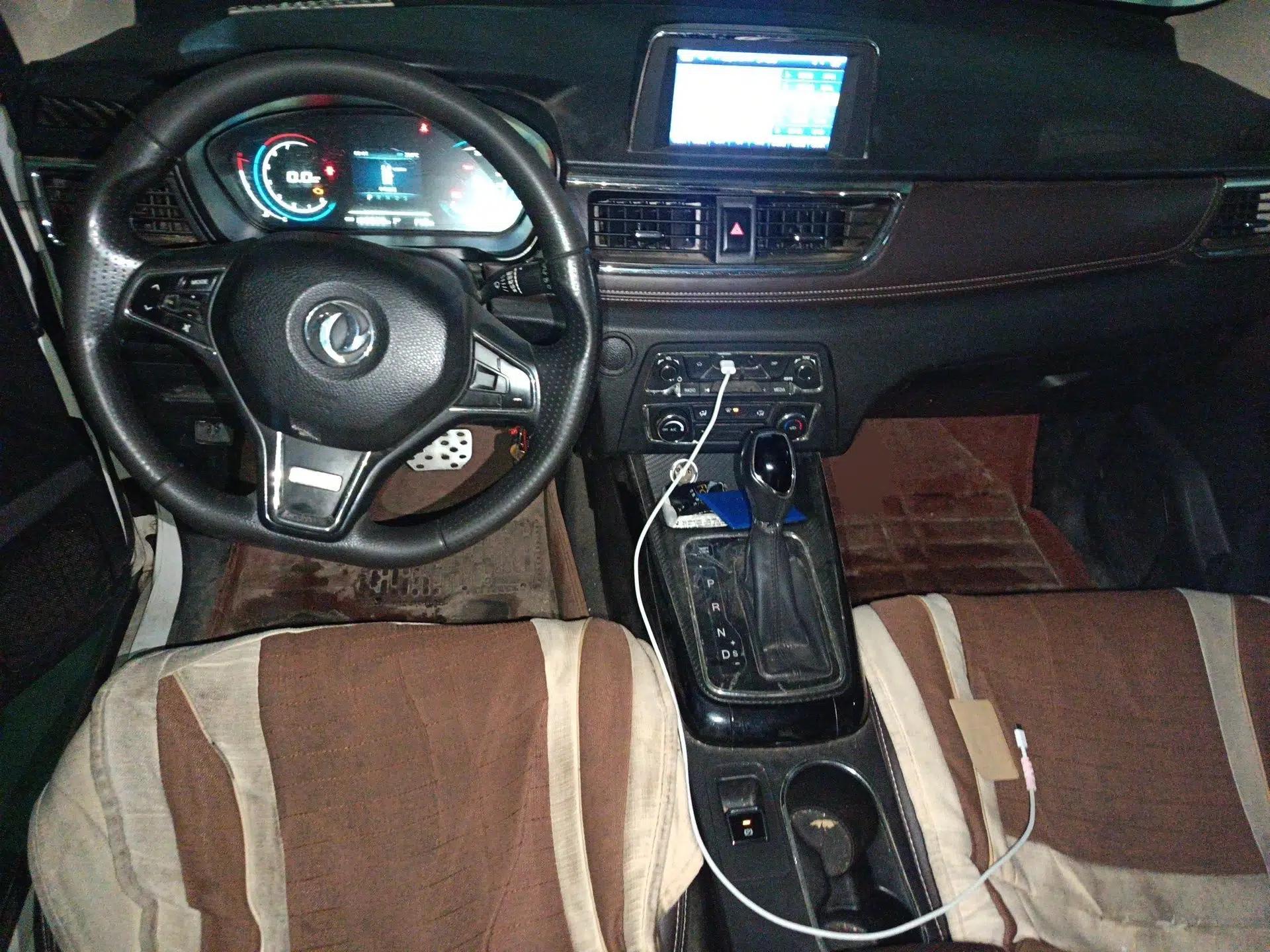 Dongfeng Fengon 370 2018 S370 1.5L CVT Luxury 7-Seater — миниатюра 6