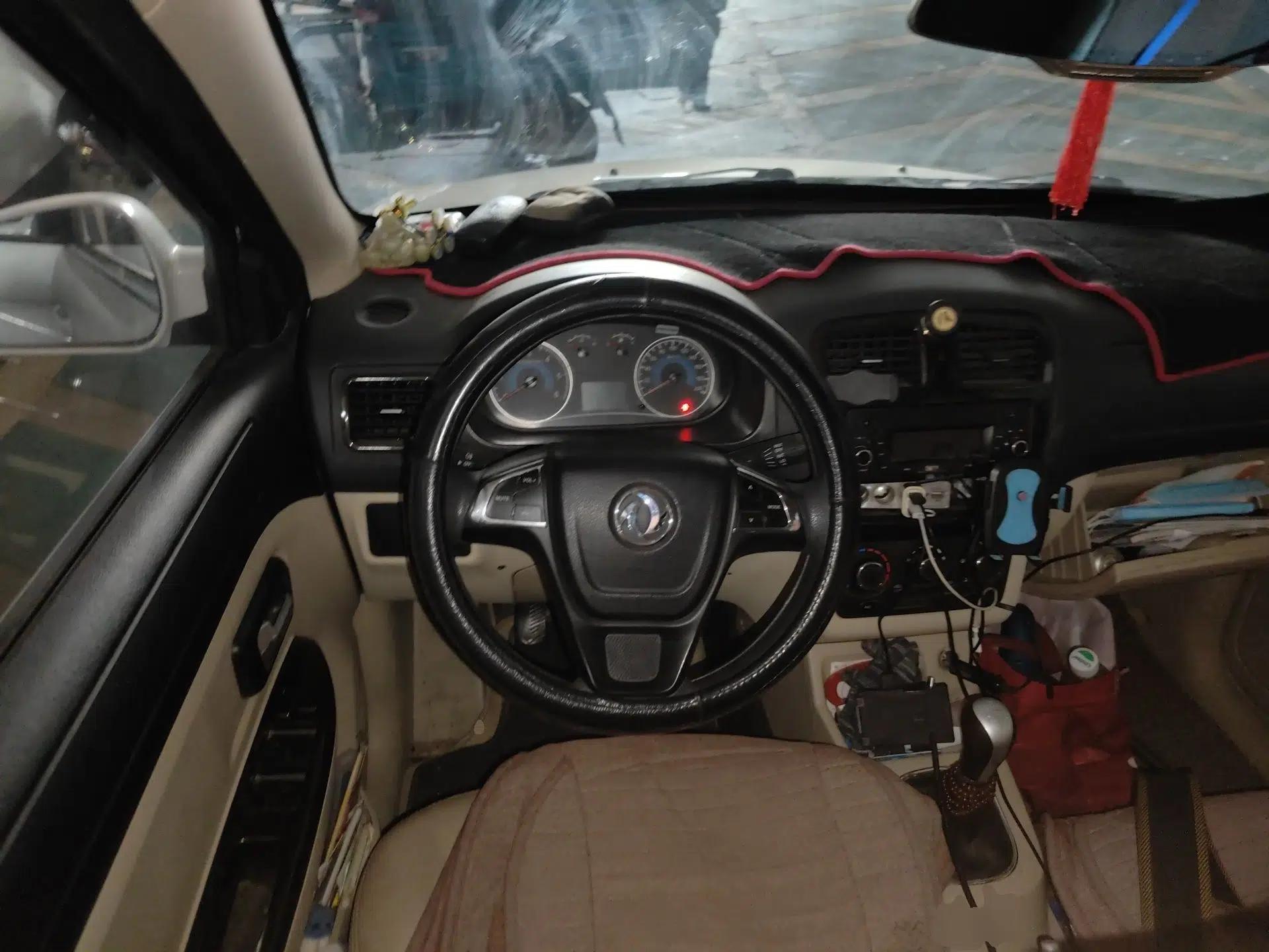 Dongfeng Fengon 370 2016 1.3T Manual European Diesel Version 7 Seats — миниатюра 11