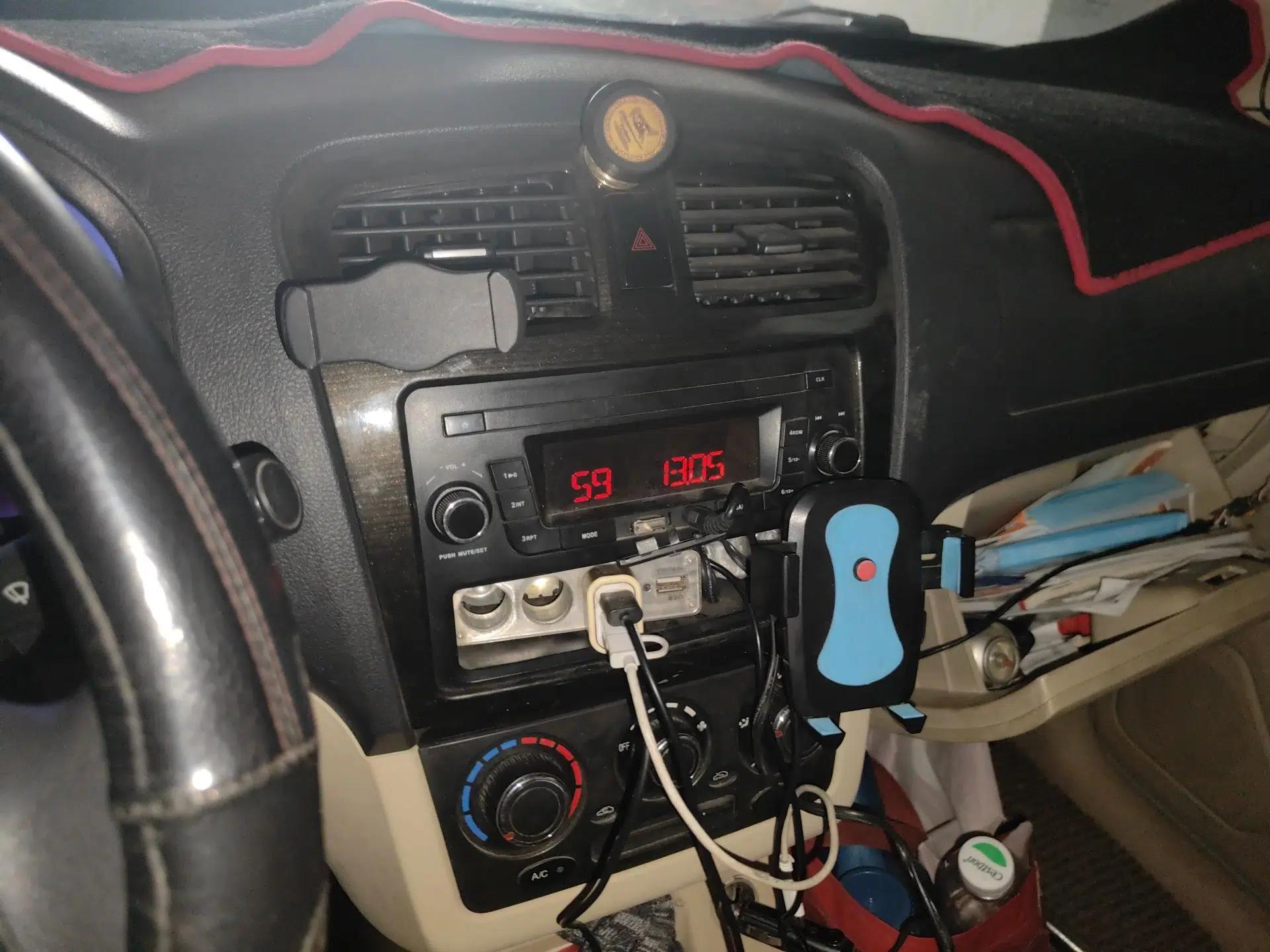 Dongfeng Fengon 370 2016 1.3T Manual European Diesel Version 7 Seats — миниатюра 14
