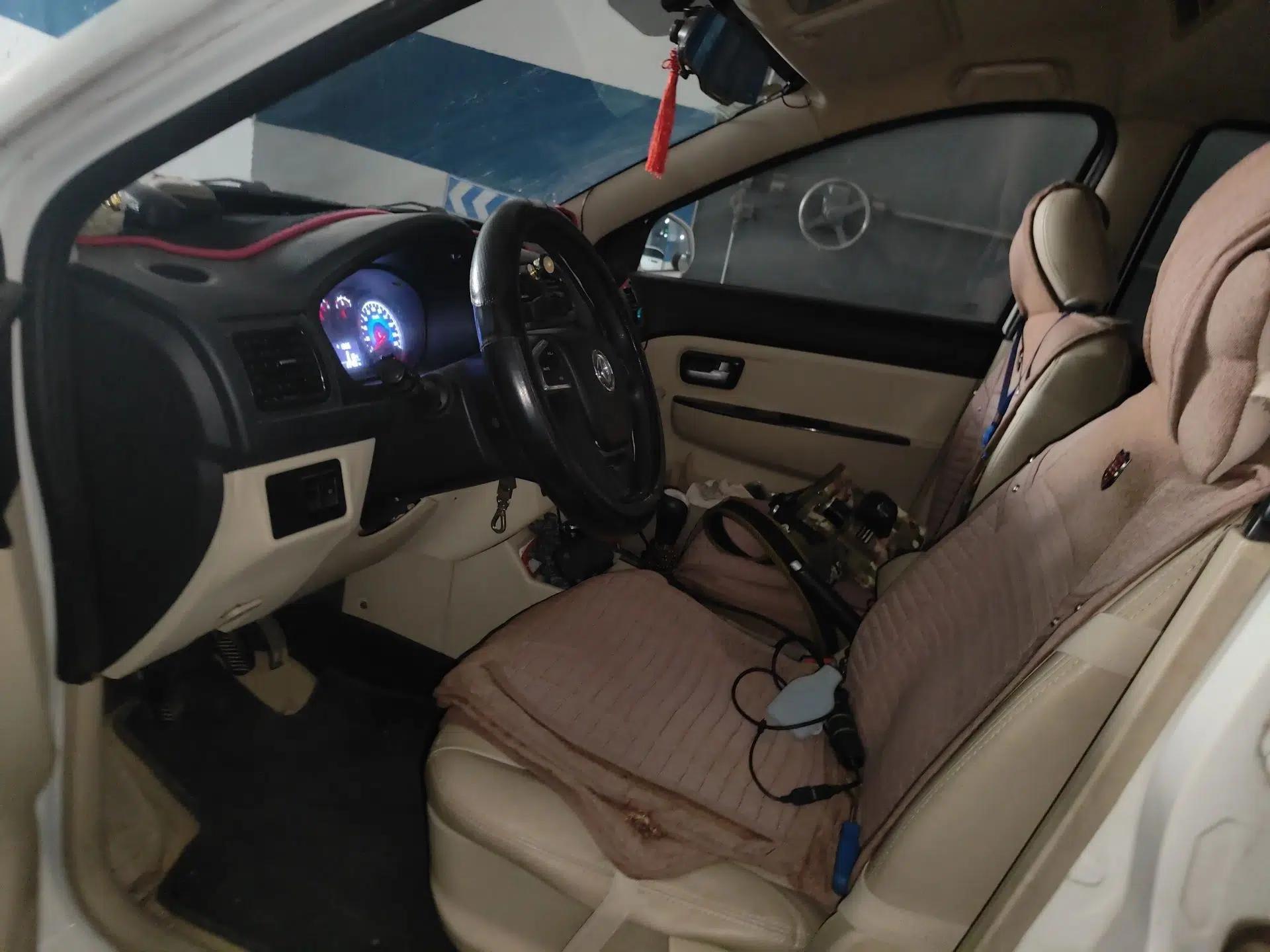 Dongfeng Fengon 370 2016 1.3T Manual European Diesel Version 7 Seats — миниатюра 16