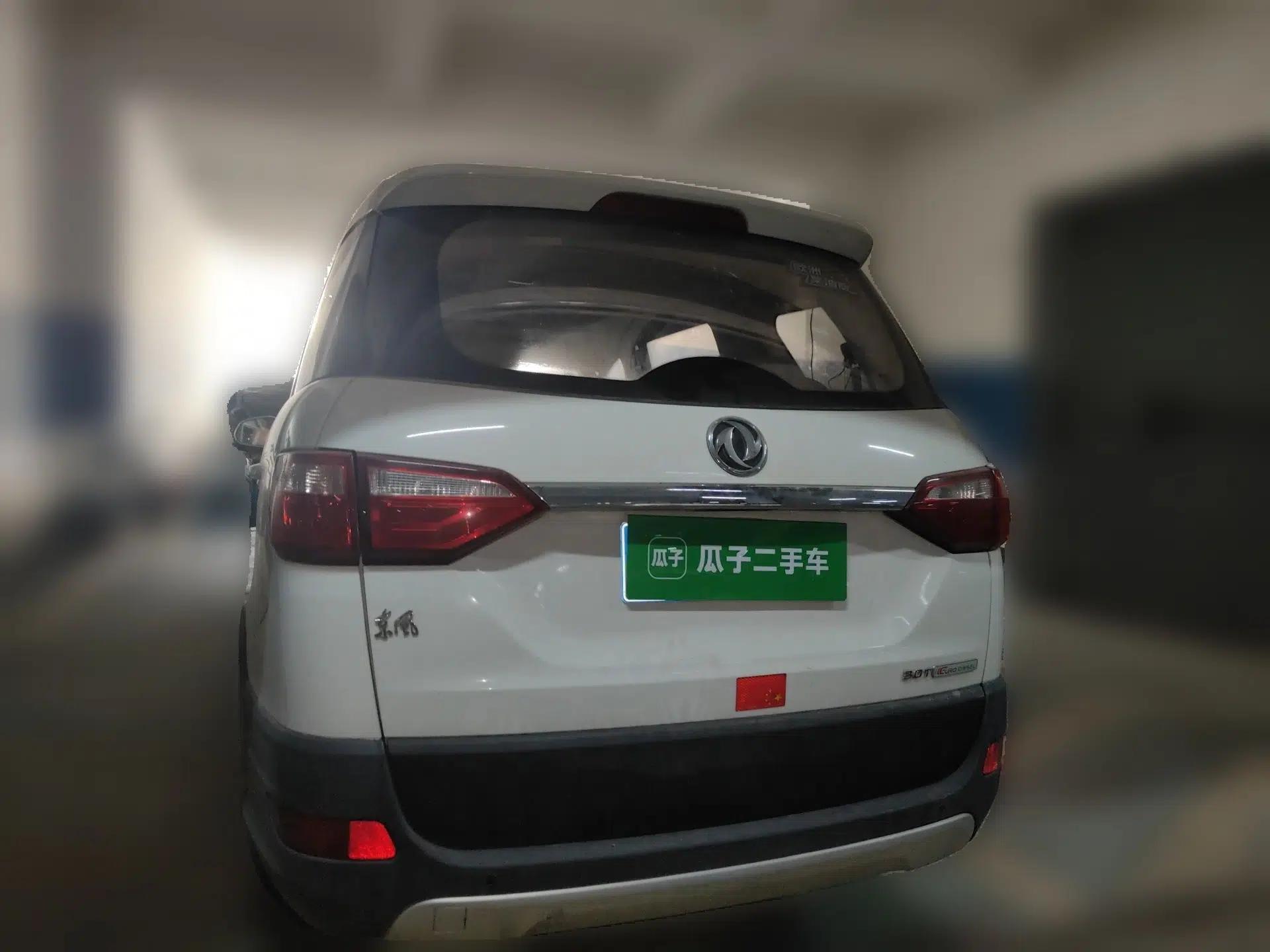 Dongfeng Fengon 370 2016 1.3T Manual European Diesel Version 7 Seats — миниатюра 4