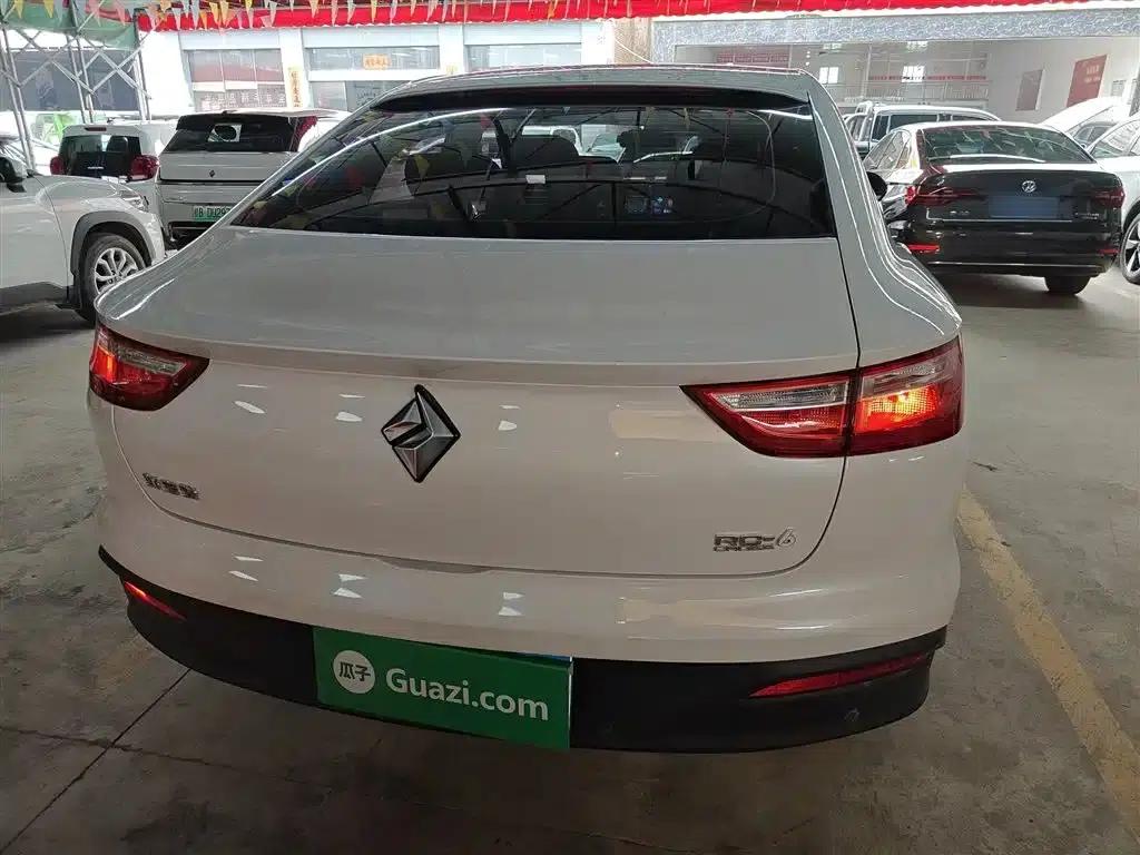 Baojun RC-6 2019 1.5T CVT 24-Hour Online Elite Edition — миниатюра 4