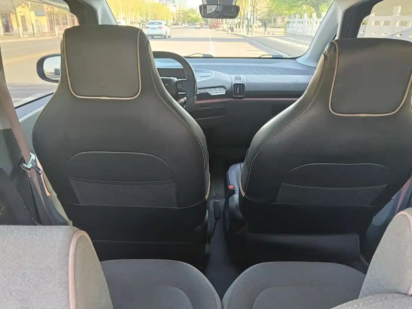 Baojun E300 2020 Plus Interstellar Future Edition — миниатюра 12