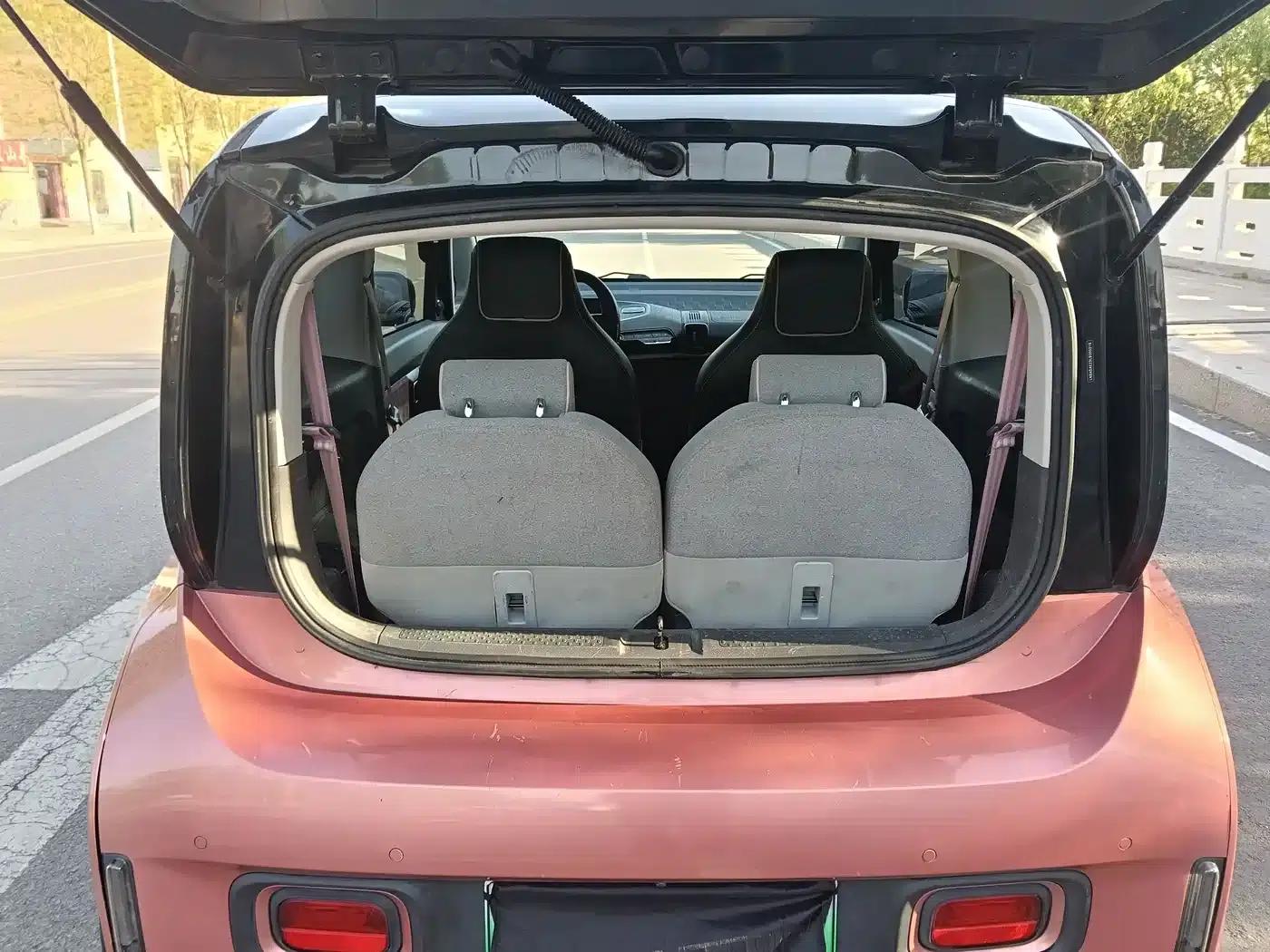 Baojun E300 2020 Plus Interstellar Future Edition — миниатюра 14