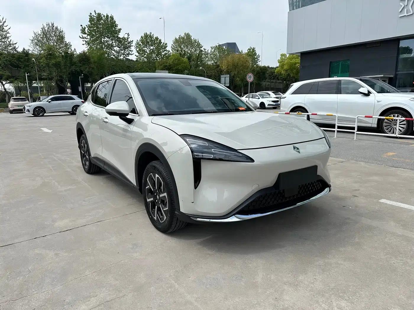 Baojun E6 2026 500km Enjoy Edition — миниатюра 3