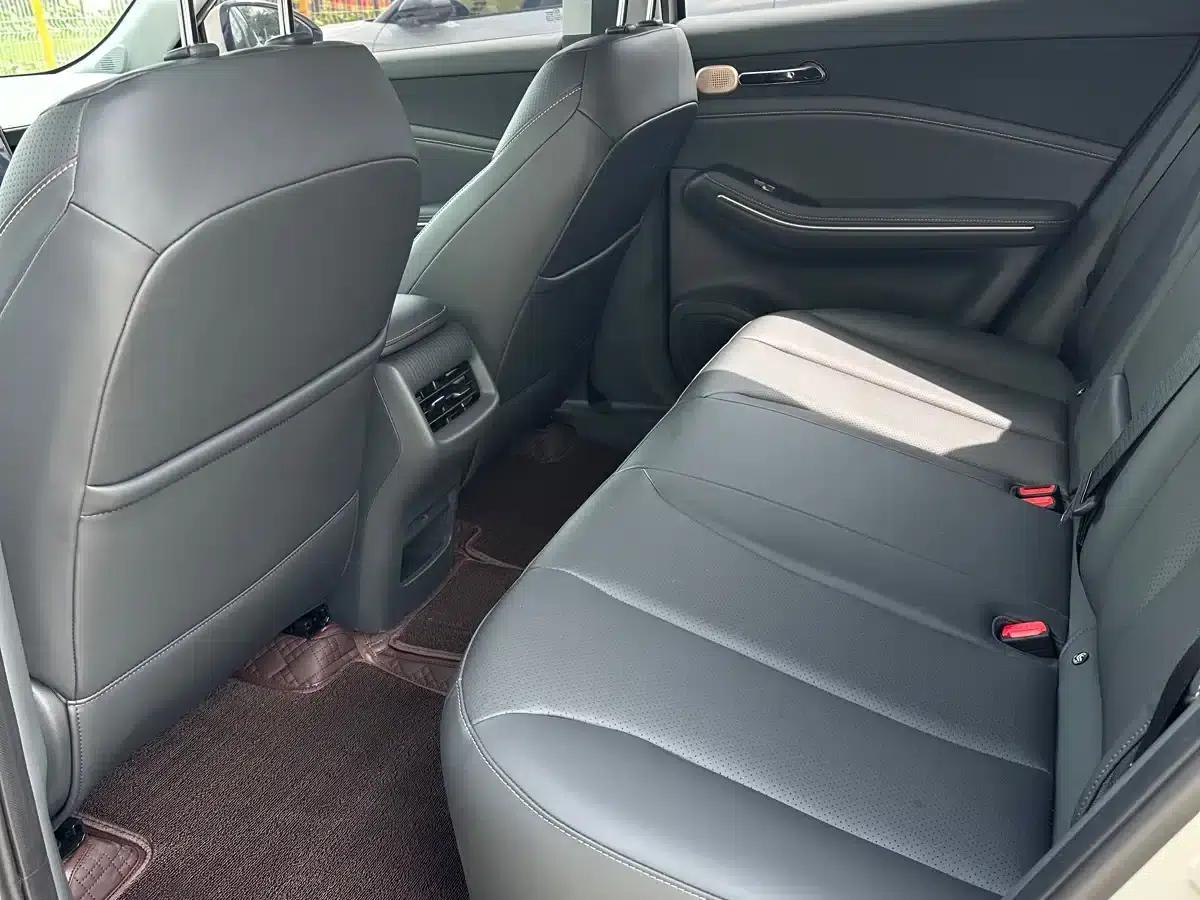 Baojun E6 2026 500km Enjoy Edition — миниатюра 8