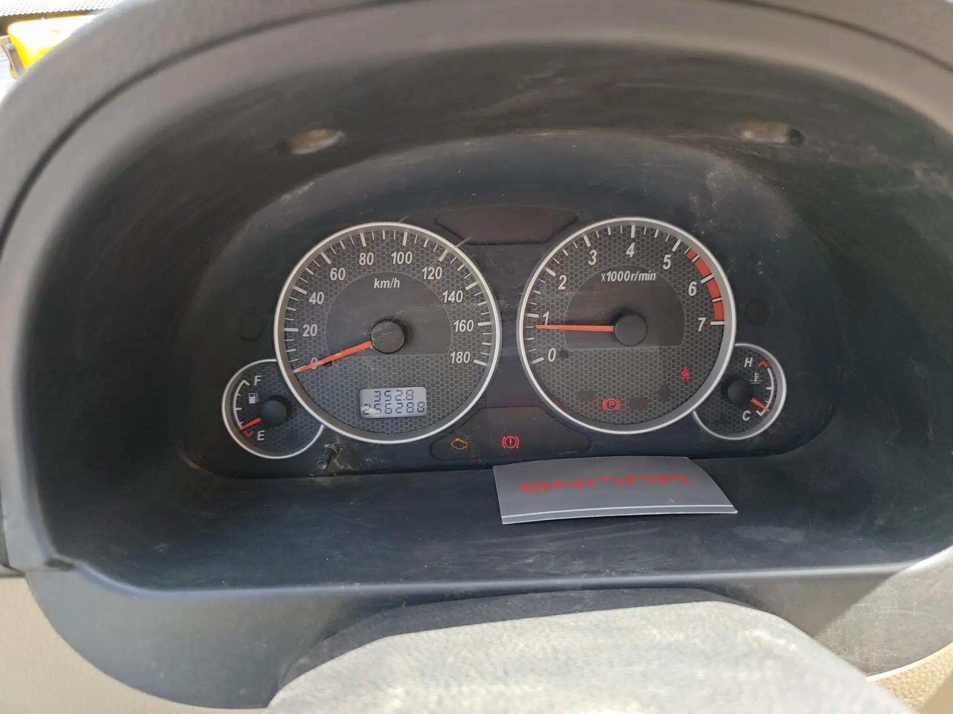 Dongfeng Xiaokang C37 2012 1.4L Standard Edition DK13-06 — миниатюра 12