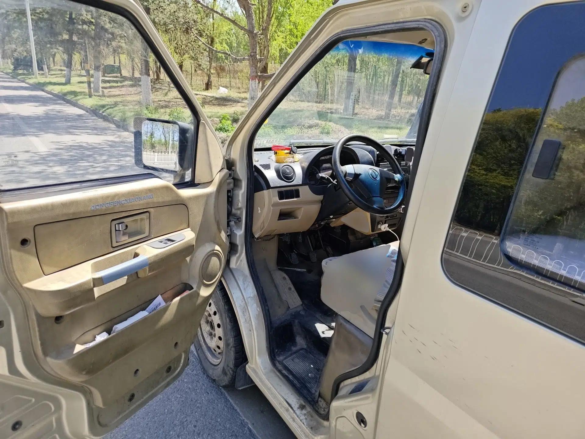 Dongfeng Xiaokang C37 2012 1.4L Standard Edition DK13-06 — миниатюра 17