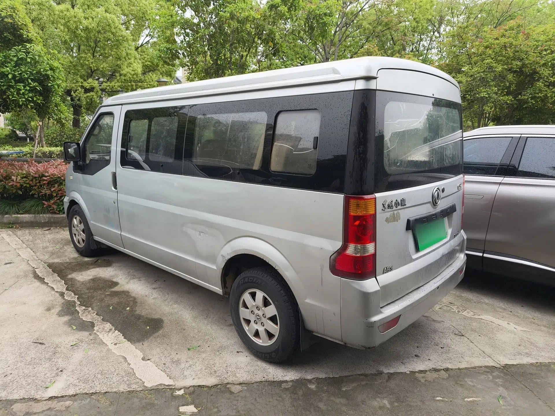 Dongfeng Xiaokang C37 2016 1.5L Standard II DK15-06 — миниатюра 4